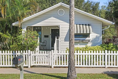 412 Beltrees St, DUNEDIN, FL, 34698-7903 | Card Image