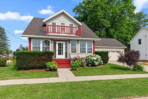 230 N Elm Street, Campbellsport, WI, 53010 | Card Image
