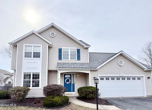 15 Callagan Dr, Saratoga Springs, NY, 12866-6033 | Card Image