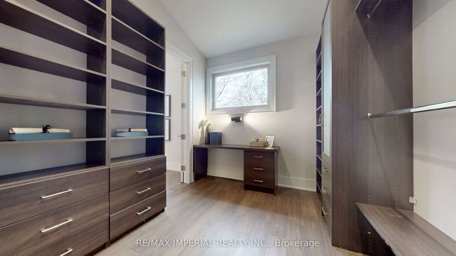 9 Hilda Ave, House other with 5 bedrooms, 6 bathrooms and 5 parking in North York ON | Image 11