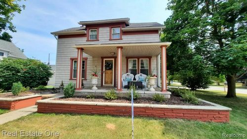 4 N Church St, Ortonville, MI, 48462-7709 | Card Image