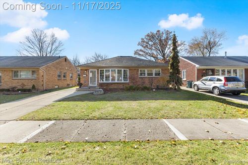 2180 Derby Rd, Birmingham, MI, 48009-7532 | Card Image