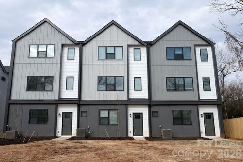 206 Nelson Ave, Charlotte, NC, 28216-4024 | Card Image