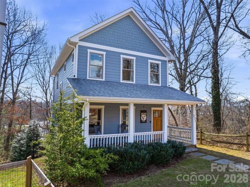 221 Courtland Pl, Asheville, NC, 28801-2114 | Card Image