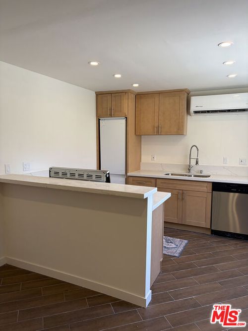 16-64285 Spyglass Ave, Desert Hot Springs, CA, 92240-1252 | Card Image