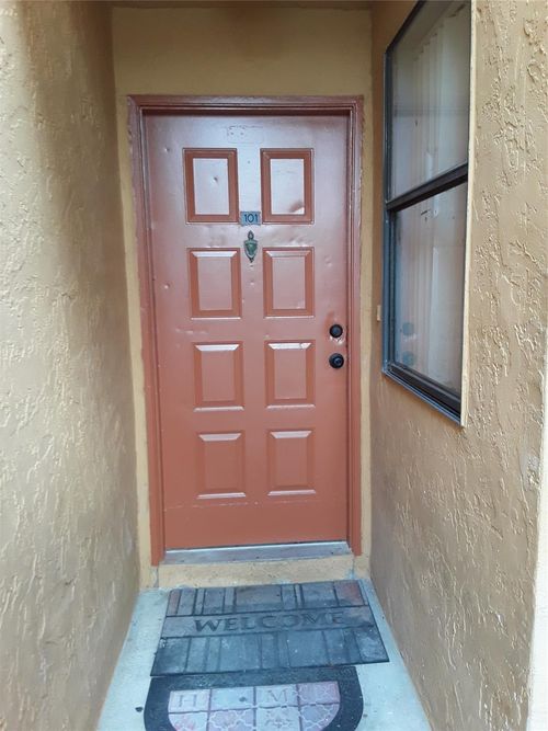 apt-101-2471 Nw 56th Ave, Lauderhill, FL, 33313-3005 | Card Image