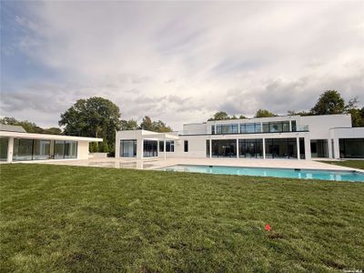 7 Birchwood Lane, House other with 8 bedrooms, 8 bathrooms and null parking in Great Neck NY | Image 3