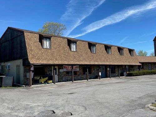 ste-a-960 Violet Ave, Hyde Park, NY, 12538-1746 | Card Image