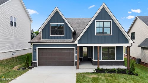 11526 Olympic Valley Dr, Knoxville, TN, 37932-3693 | Card Image