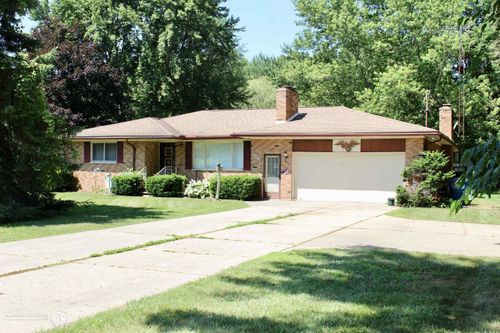 10483 Elms Rd, Montrose, MI, 48457-9137 | Card Image