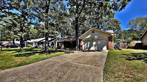 106 Tenkiller Dr, Sherwood, AR, 72120-3409 | Card Image
