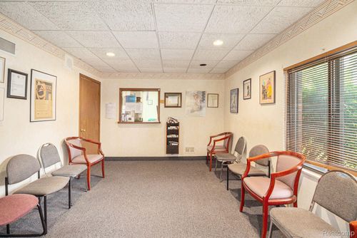 1127 Villa Linde, Flint, MI, 48532 | Card Image