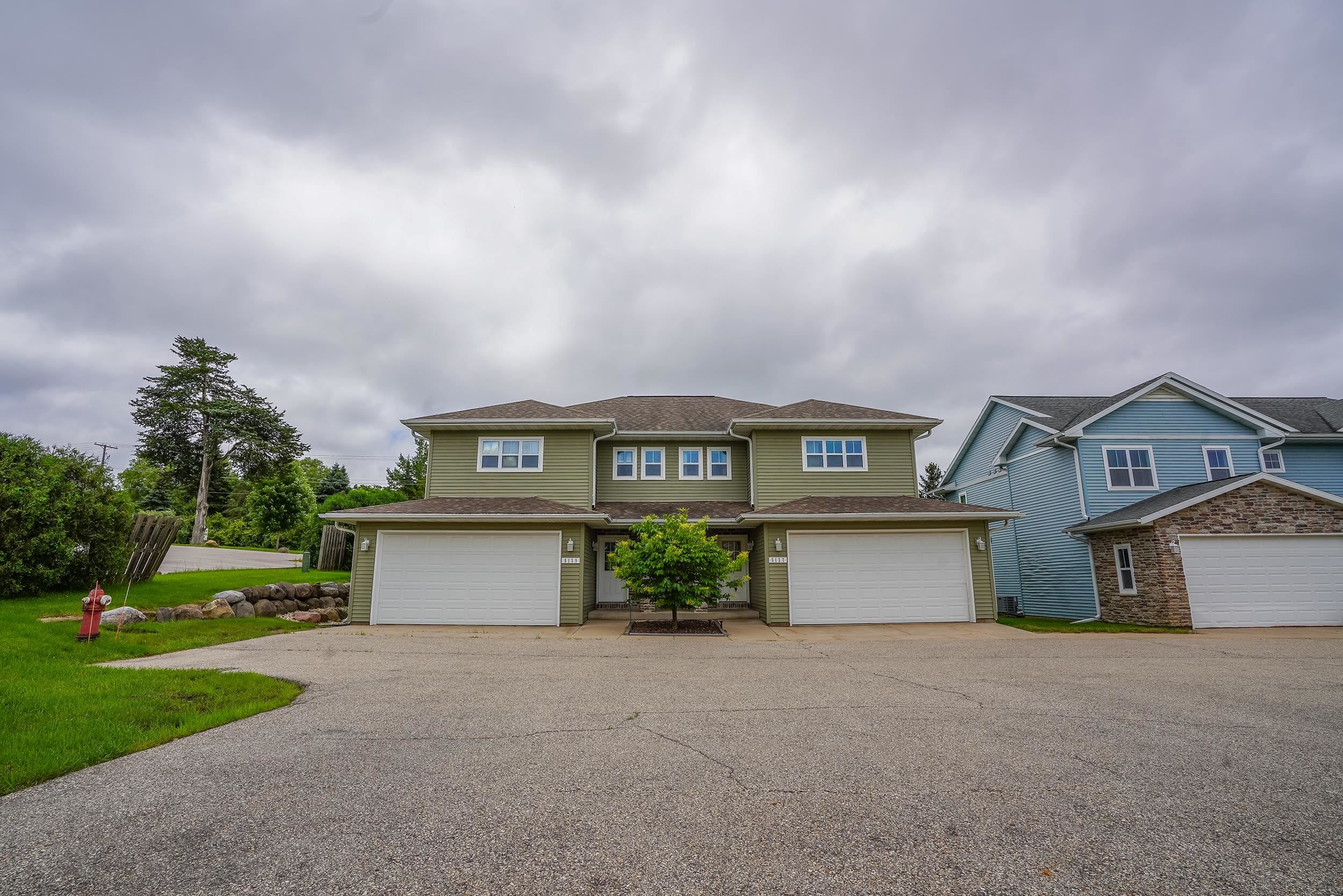 Merwood Ln, Madison, WI 53718