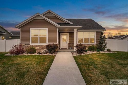 1963 Resilient Ln, Idaho Falls, ID, 83404-1273 | Card Image