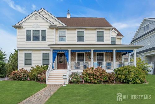 7 Anderson St, Monmouth Beach, NJ, 07750-1401 | Card Image