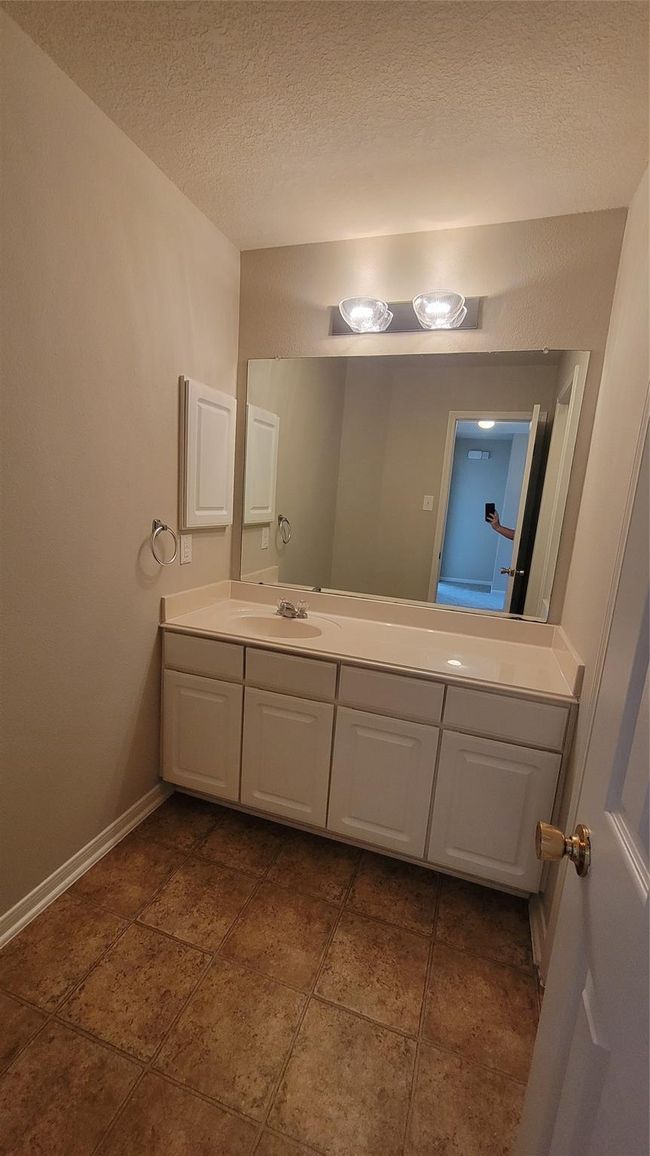 2411 Lofty Falls Ct, House other with 4 bedrooms, 3 bathrooms and 2 parking in Spring TX | Image 22
