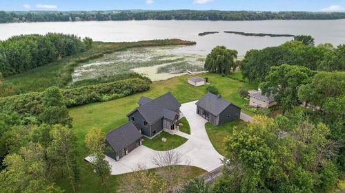 6235 N Shore Dr, Rockford, MN, 55373-9485 | Card Image