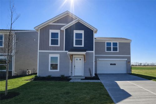 2924 Huntington Dr, Troy, OH, 45373 | Card Image