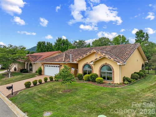 19 Pacifico Dr, Asheville, NC, 28806-8203 | Card Image