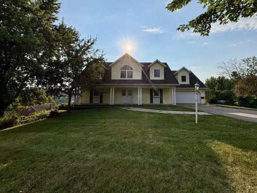 S1135 Rhine Dr, La Valle, WI, 53941-9567 | Card Image