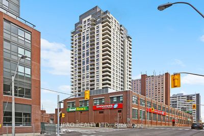 2401 - 1410 Dupont St, Condo with 2 bedrooms, 2 bathrooms and 1 parking in Toronto ON | Image 1