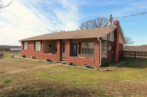 11201 Emma Ln, Mountainburg, AR, 72946-3109 | Card Image