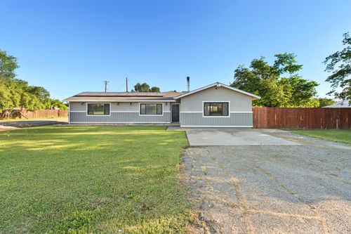 1404 Butterfly Ln, Olivehurst, CA, 95961-9649 | Card Image