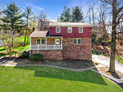 126 Jefferson Dr, Apollo, PA, 15613-1711 | Card Image