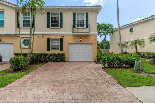 203 Fortuna Dr, Palm Beach Gardens, FL, 33410-4317 | Card Image