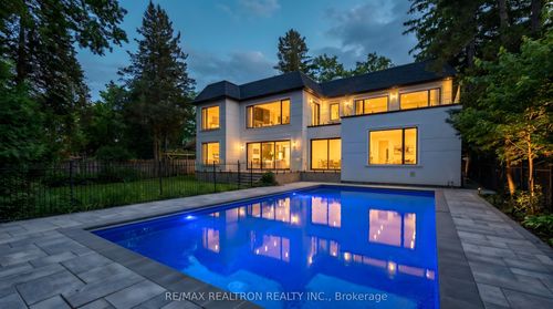 41 Sprucewood Dr, Thornhill, ON, L3T2P8 | Card Image