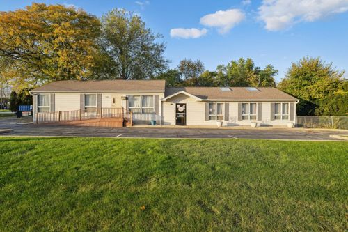 1S221 Summit Ave, Oakbrook Terrace, IL, 60181-3964 | Card Image