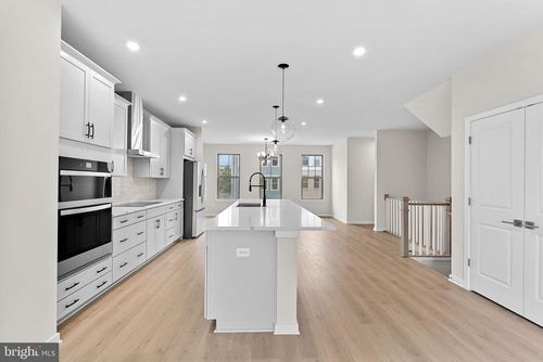 6235 Folly Ln, ALEXANDRIA, VA, 22301 | Card Image