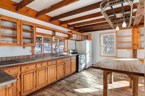 1325 Poor Farm Rd, Washington, VT, 05675-4403 | Card Image