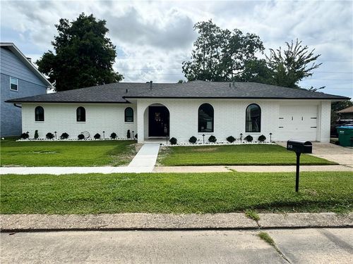 3905 Lake Trail Dr, Kenner, LA, 70065-3239 | Card Image
