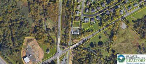 7687 Catalpa Dr, MACUNGIE, PA, 18062-9366 | Card Image