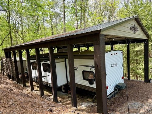 142 33rd St, Ellijay, GA, 30540-6998 | Card Image