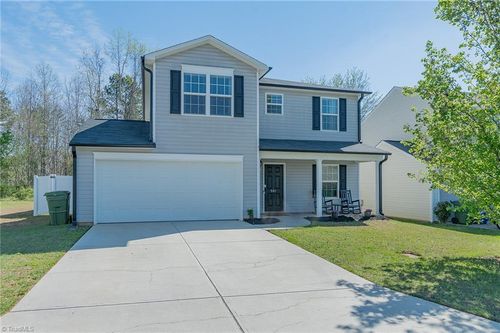 501 Caden Village Cir, Lexington, NC, 27295-8375 | Card Image