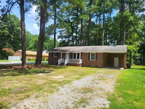 201 Harrison St, Franklin, VA, 23851-2601 | Card Image