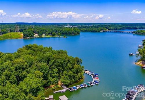 2125 Mt Isle Harbor Dr, Charlotte, NC, 28214-5408 | Card Image