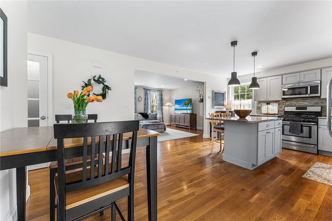 135 Crandall Rd, House other with 3 bedrooms, 3 bathrooms and 7 parking in Tiverton RI | Image 8