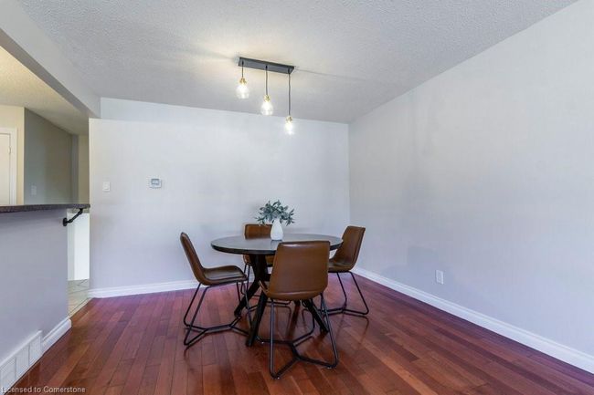 43 Briar Knoll Dr, House other with 3 bedrooms, 2 bathrooms and 4 parking in Kitchener ON | Image 10