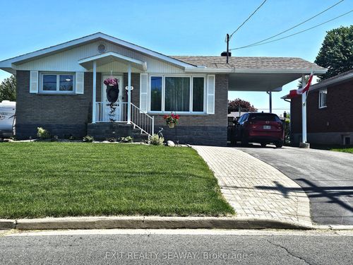 524 Anthony St, Cornwall, ON, K6H5L3 | Card Image