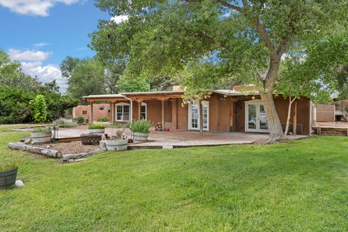 78 Quirks Ln, Corrales, NM, 87048-7533 | Card Image