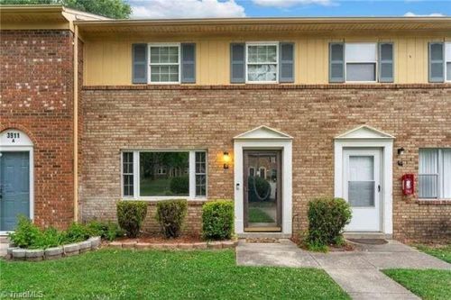 e-3911 Overland Hts, Greensboro, NC, 27407-4769 | Card Image