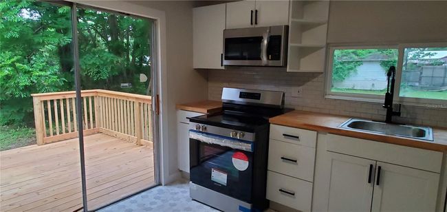 29108 Sentinel St, House other with 2 bedrooms, 2 bathrooms and null parking in NOBLETON FL | Image 10