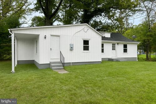 8724 Brock Rd, SPOTSYLVANIA, VA, 22553-3795 | Card Image