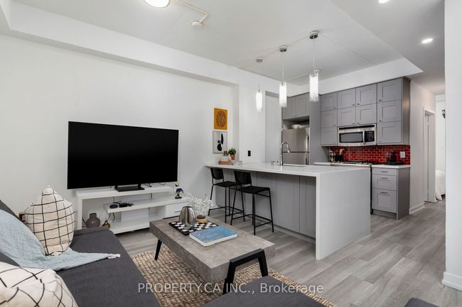 1002 - 127 Queen St E, Condo with 1 bedrooms, 1 bathrooms and null parking in Toronto ON | Image 12