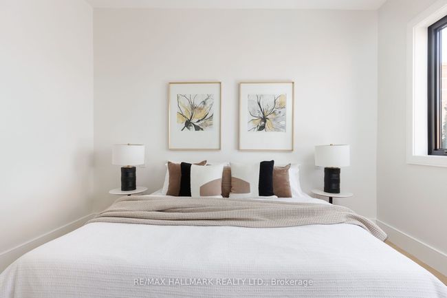 108 Crawford St, House attached with 6 bedrooms, 5 bathrooms and 3 parking in Toronto ON | Image 22