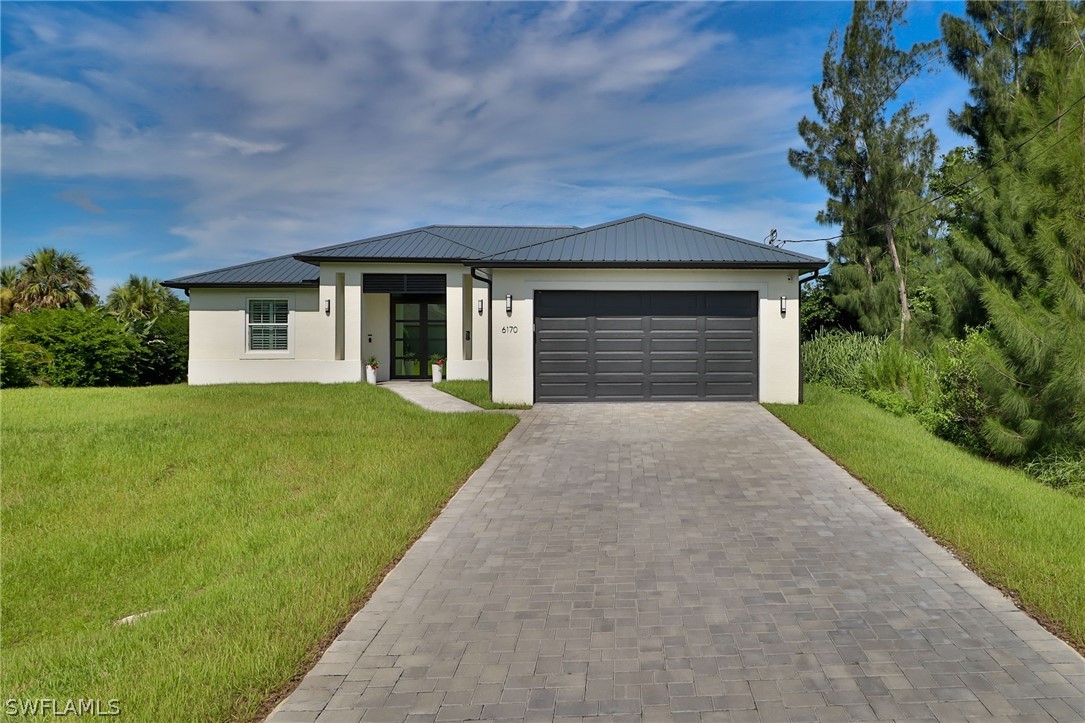 Arbor Ave, Fort Myers, FL 33905