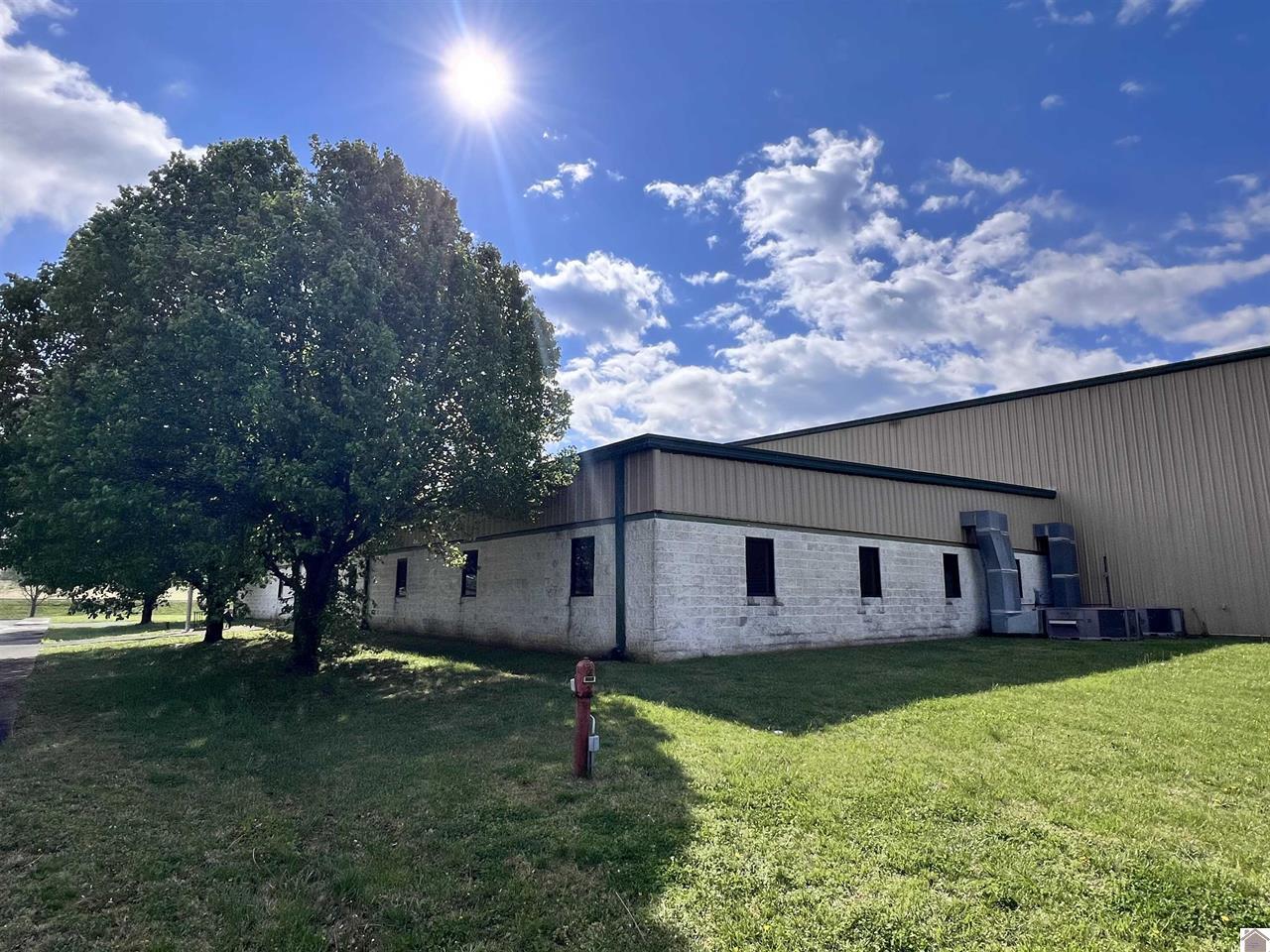 5326 Industrial Park Dr, Metropolis, IL 62960